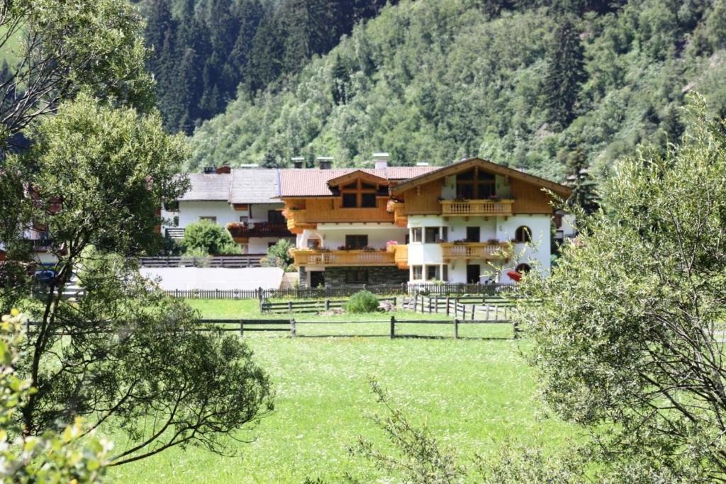 Landhaus Alpensonne Neustift im Stubaital Buitenkant foto