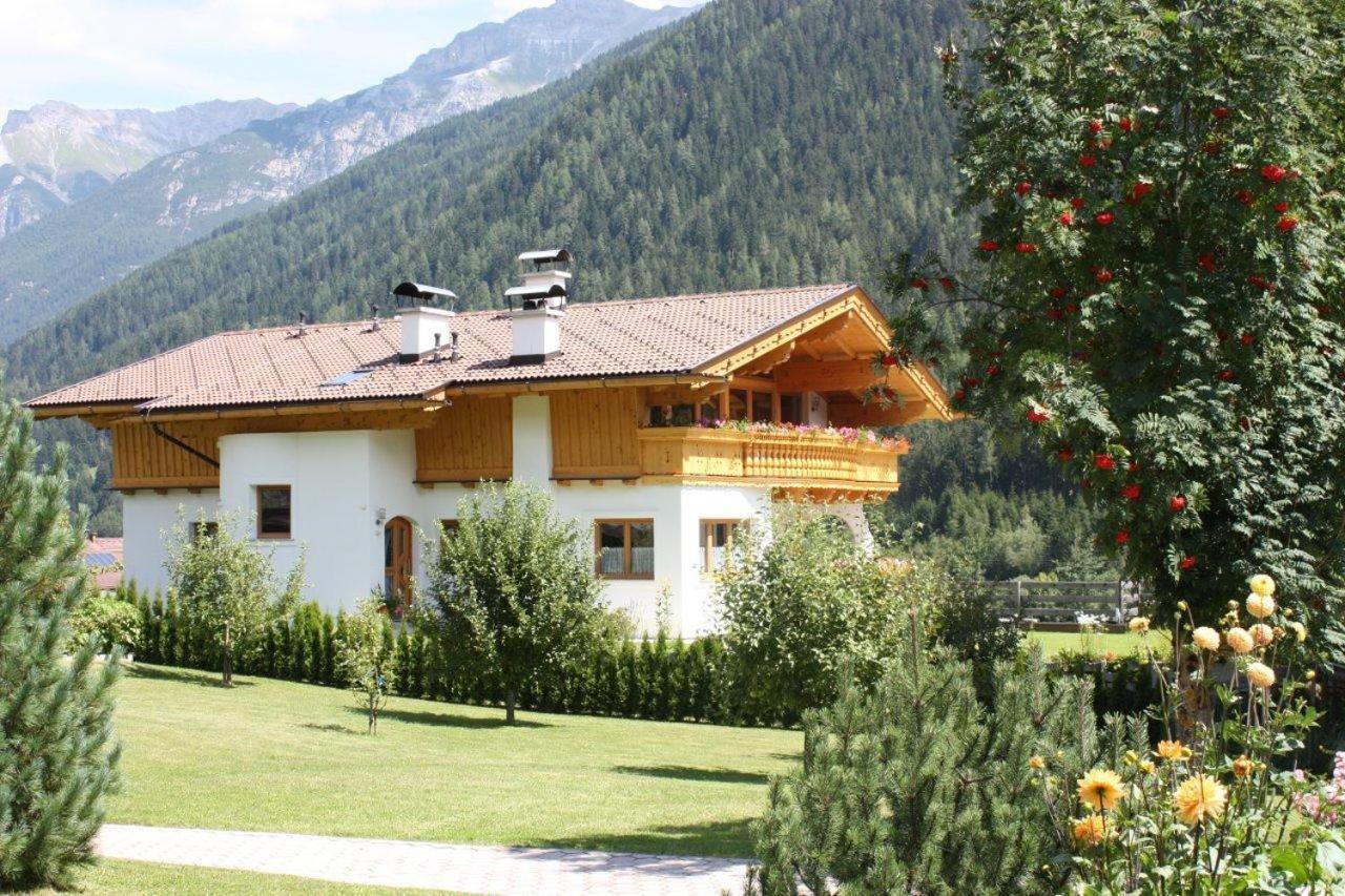 Landhaus Alpensonne Neustift im Stubaital Buitenkant foto