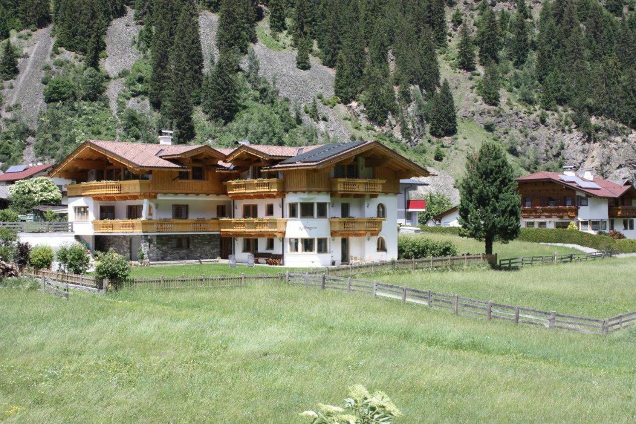 Landhaus Alpensonne Neustift im Stubaital Buitenkant foto