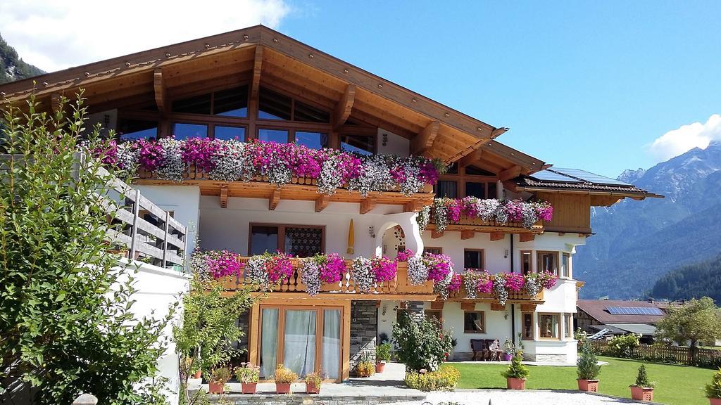 Landhaus Alpensonne Neustift im Stubaital Buitenkant foto